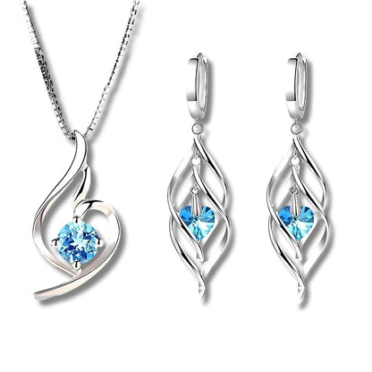 Conjunto Feminino "Esterlina Blue" com Colar e Brincos Banhados em Prata 925 – Semijoia com Pingentes de Zircônia Azul em Formato de Coração – Elegância e Sofisticação para o Dia a Dia