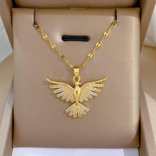 Colar Feminino "Exuberant Majesty" em Aço Inoxidável com Zircônias – Semijoia de Luxo – Inspiração Mitológica e Elegância Atemporal – Unissex – Acompanha Bolsa de Veludo