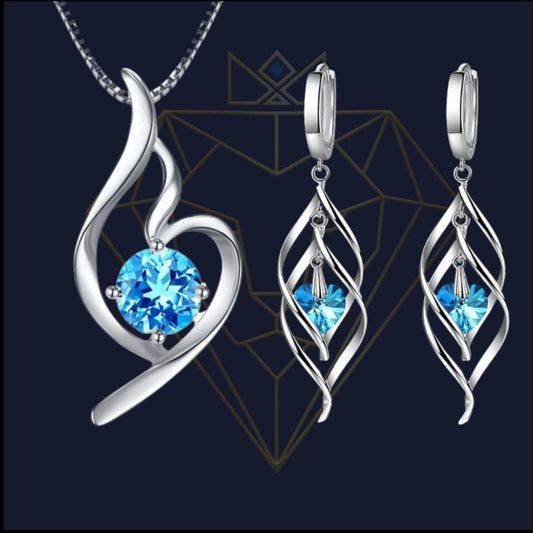 Conjunto Feminino "Esterlina Blue" com Colar e Brincos Banhados em Prata 925 – Semijoia com Pingentes de Zircônia Azul em Formato de Coração – Elegância e Sofisticação para o Dia a Dia