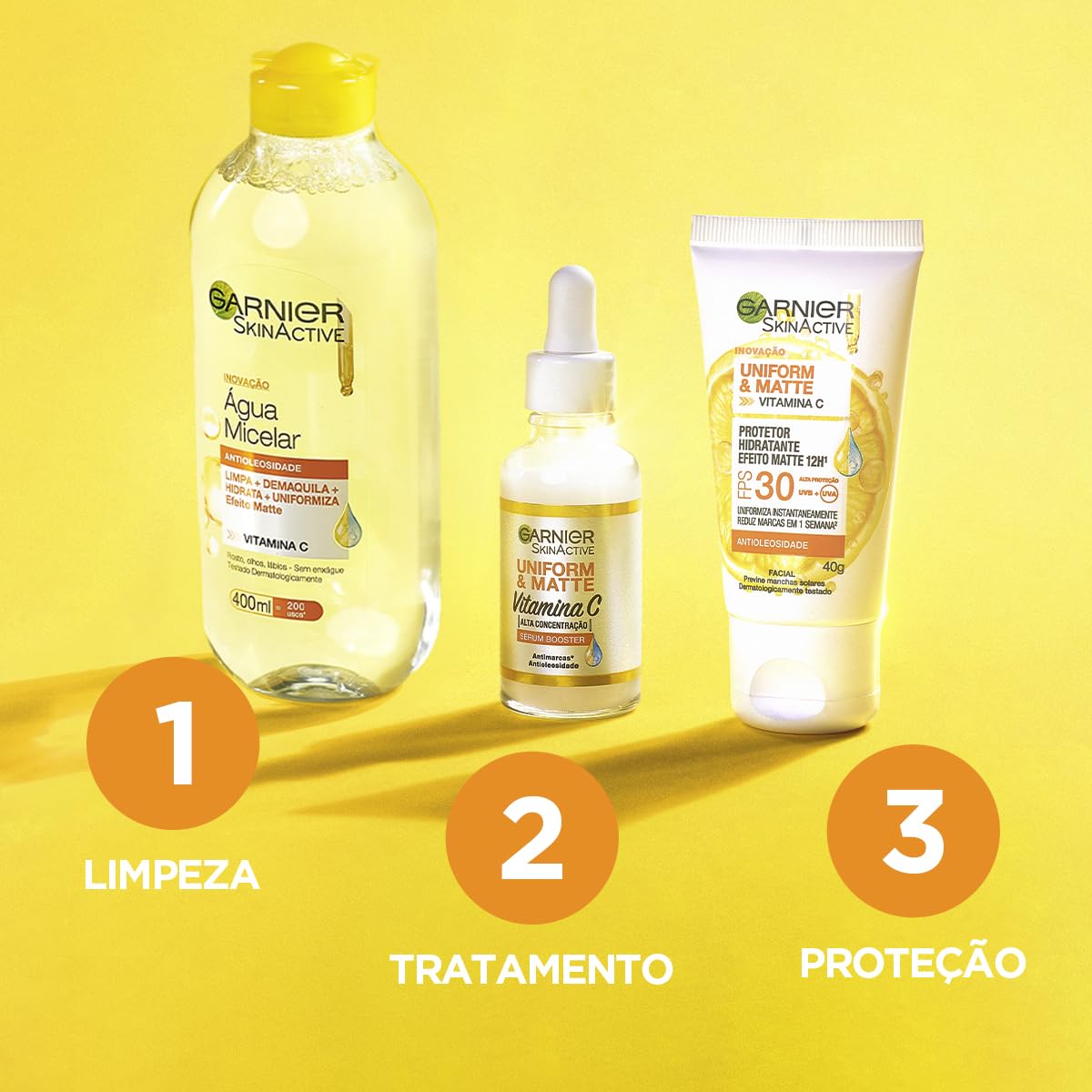 Garnier Skinactive Uniform & Matte Protetor Solar Hidratante Facial com Vitamina C, Efeito Matte Antioleosidade, Reduz e Previne Manchas, Tecnologia Camaleão, Cor Clara, 40g