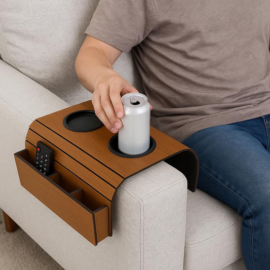 Kit 2 esteiras para braço de sofá com Bolacha de copos e porta controle material MDF protege seu sofá (1 esteira COM porta controle, 1 esteira simples, 4 Suporte copos)
