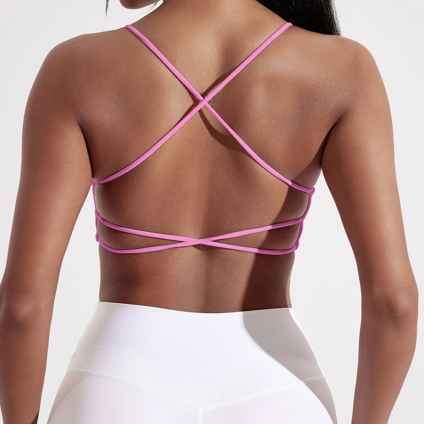 Roupa íntima de ioga para academia de cor sólida, feminina, alças cruzadas nas costas, sutiã fitness de alta resistência, top esportivo justo e abrangente com bojo