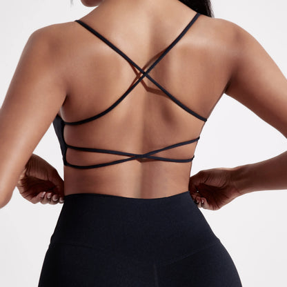 Roupa íntima de ioga para academia de cor sólida, feminina, alças cruzadas nas costas, sutiã fitness de alta resistência, top esportivo justo e abrangente com bojo
