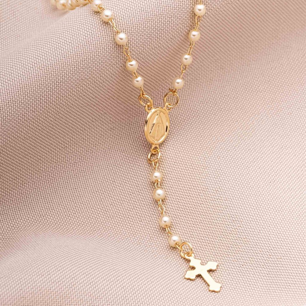 Pulseira Religiosa Terço Pérola Feminina Banhado Ouro 18K