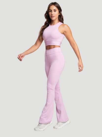 Conjunto para Academia Feminina – Calça Flare Bailarina e Top Regata Conforto e Sustentação