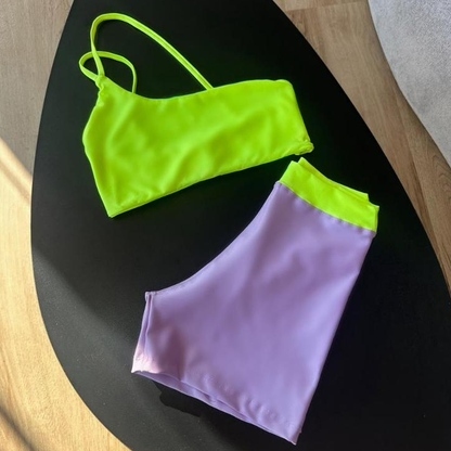 Conjunto Fitness Feminino com Top Forrado e Short de Cintura Alta