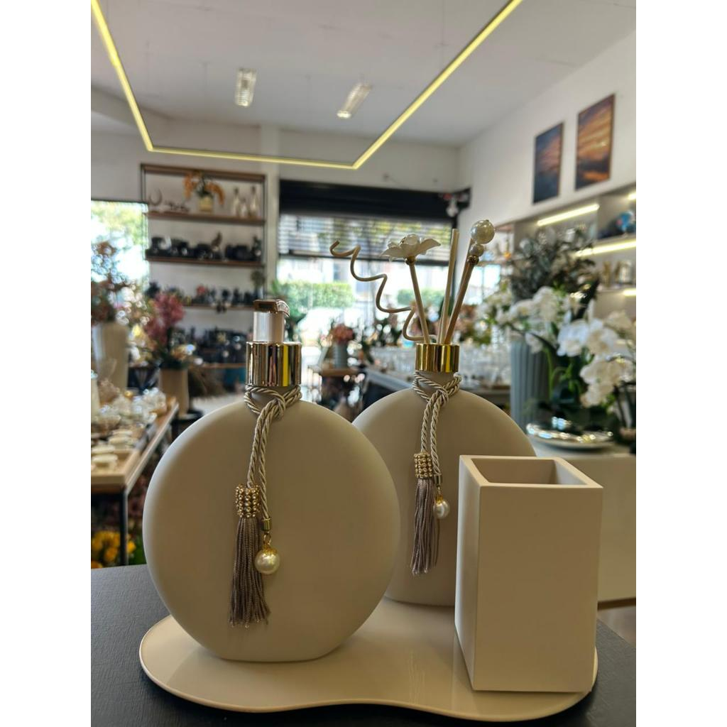 Kit Lavabo Banheiro Luxo Completo Bandeja Espelhada Dourada Difusor Aromatizador Porta Sabonete