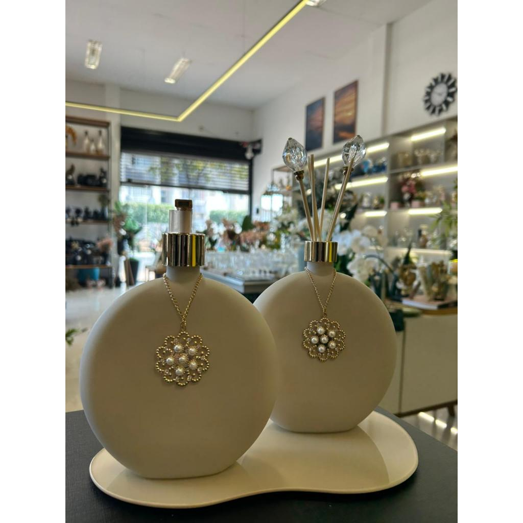 Kit Lavabo Banheiro Luxo Completo Bandeja Espelhada Dourada Difusor Aromatizador Porta Sabonete