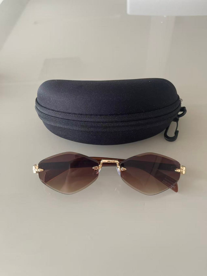 Óculos de Sol Feminino Sem Aro Lente Geométrica UV400 Estilo Elegante com Estojo