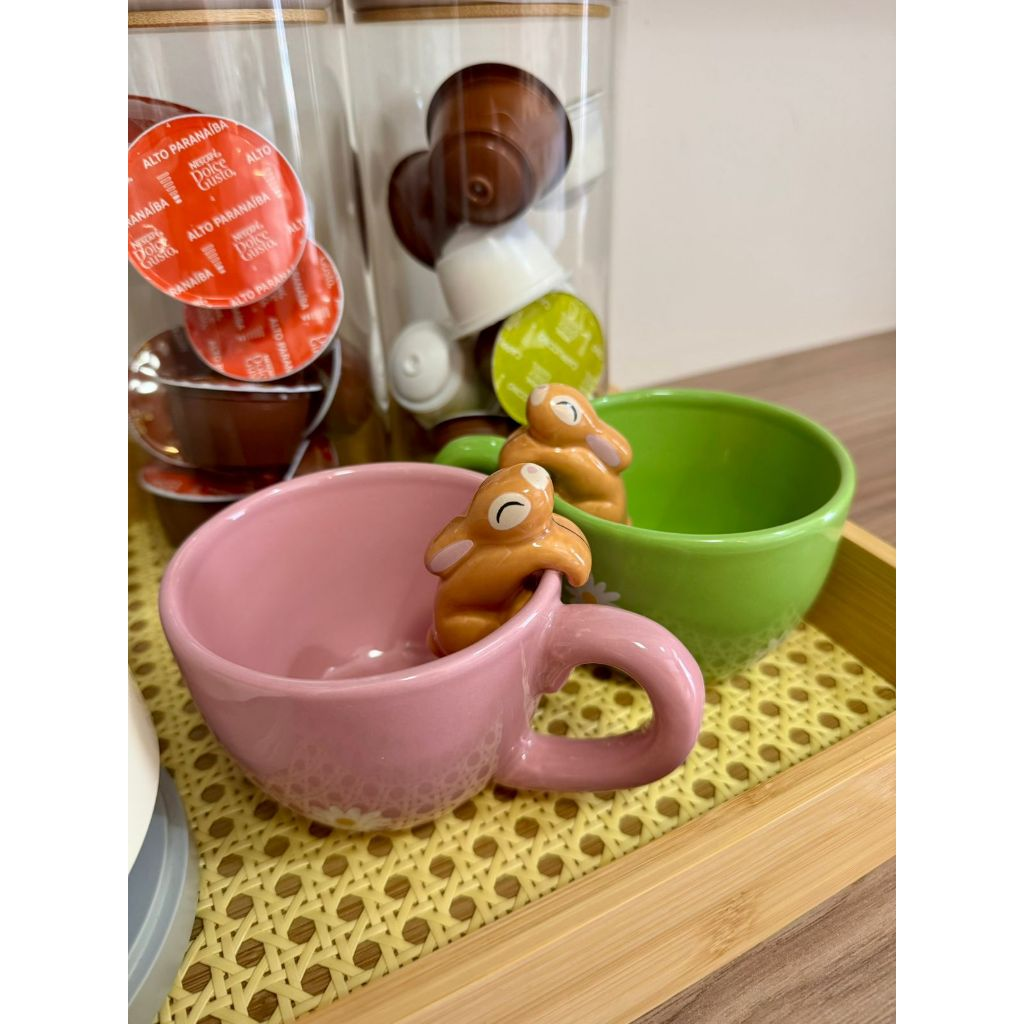 Caneca Coelho Pendurado Rosa 200ml Cerâmica