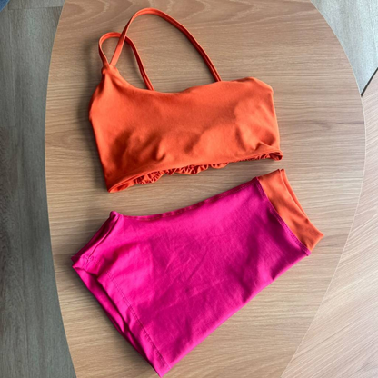 Conjunto Fitness Feminino com Top Forrado e Short de Cintura Alta