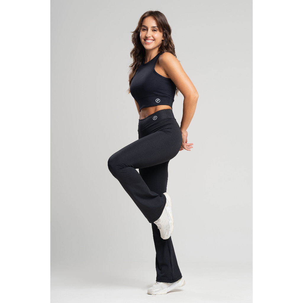 Conjunto Fitness Feminino Flare Bailarina com Top Regata