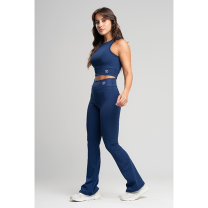 Conjunto Fitness Feminino Flare Bailarina com Top Regata