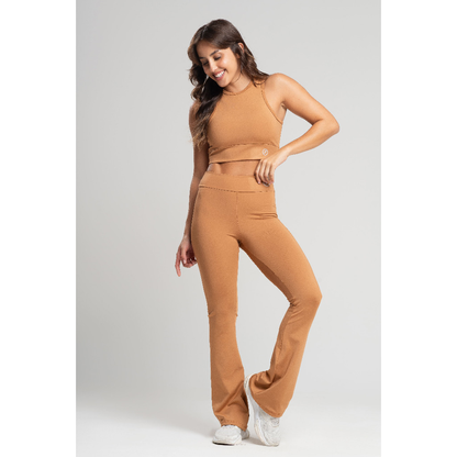 Conjunto Fitness Feminino Flare Bailarina com Top Regata