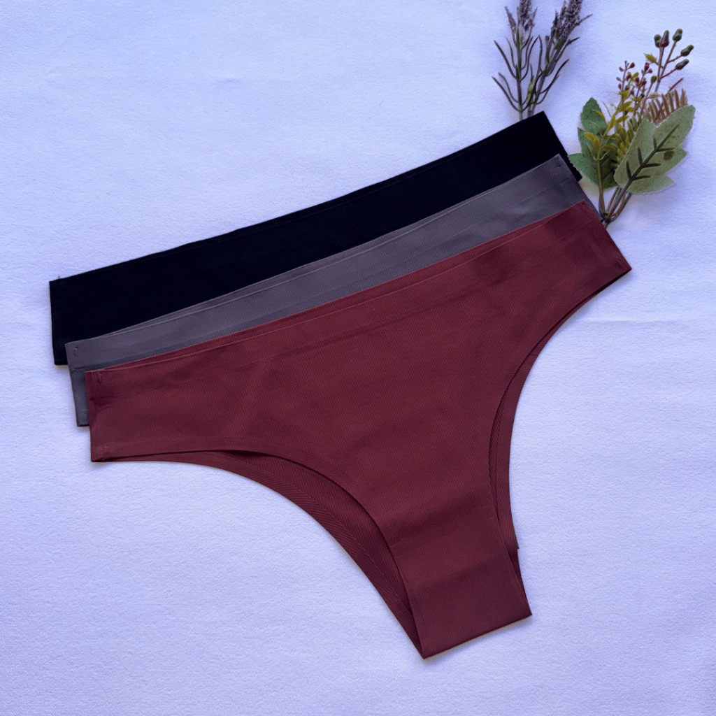 Kit de Calcinhas Tanga Caneladas Sem Costura